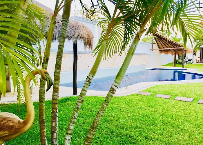 Pensión Superior Basic With Swimming Pool Air Conditioning And Parking